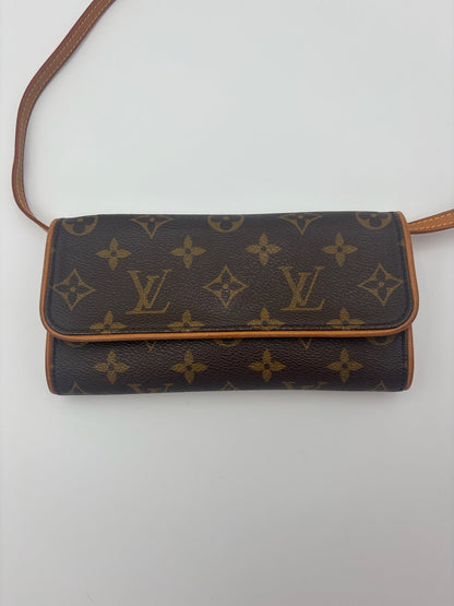 Louis Vuitton Monogram Pochette Twin PM