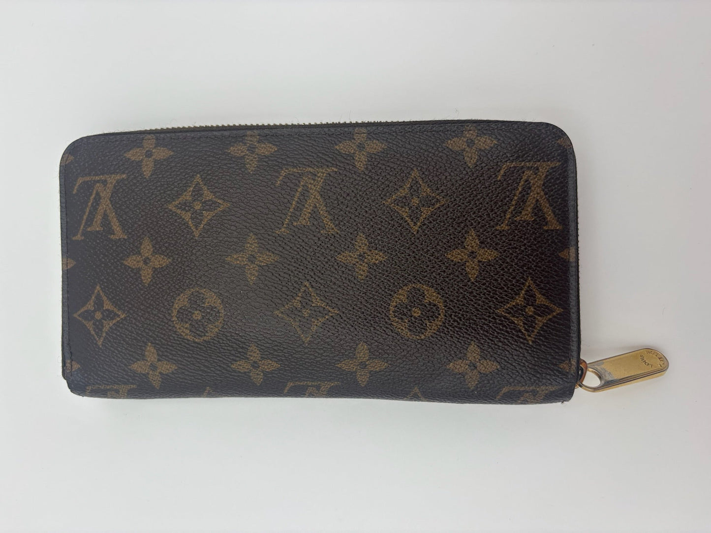 Louis Vuitton Monogram Zippy Wallet
