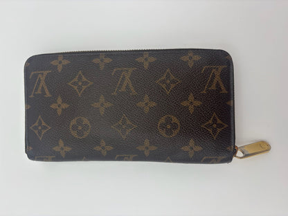 Louis Vuitton Monogram Zippy Wallet