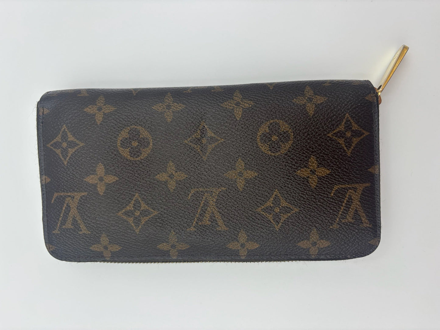Louis Vuitton Monogram Zippy Wallet