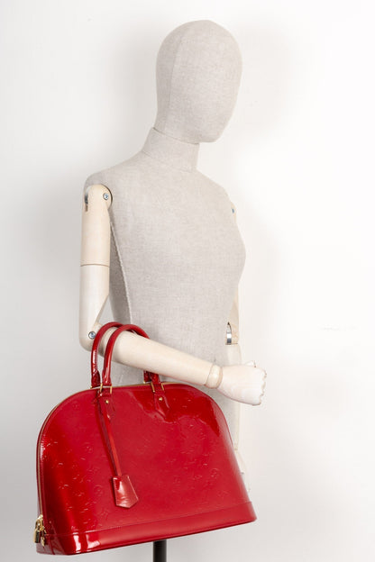 Louis Vuitton Alma GM Vernis Rouge