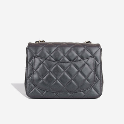 Chanel Classic Flap Lambskin Gold Shoulder Bag Style 91