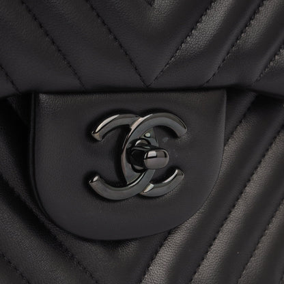 Chanel Classic Flap Lambskin Black Shoulder Bag Style 40