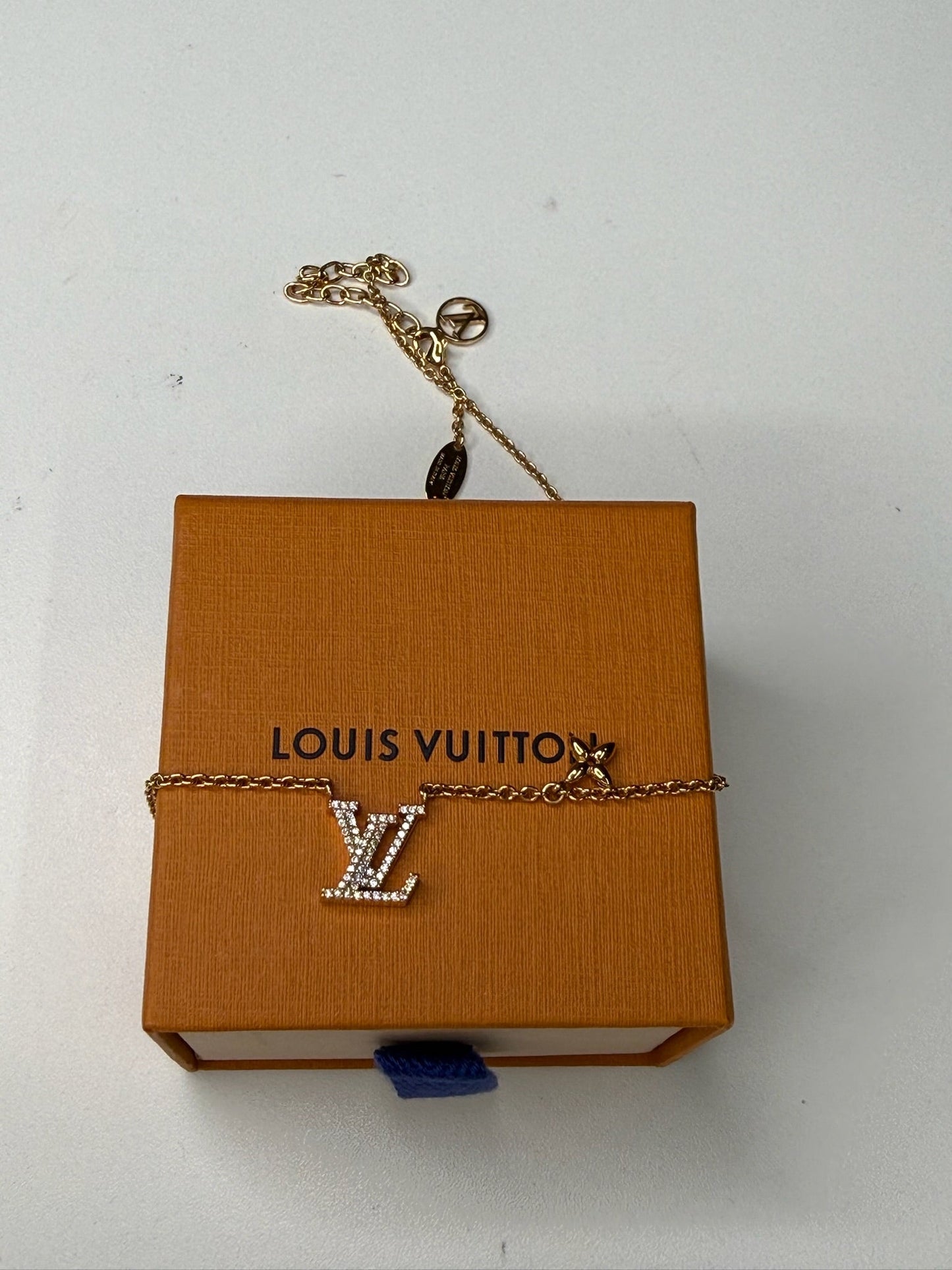 Louis Vuitton Metal Crystal LV Iconic Necklace (JP)