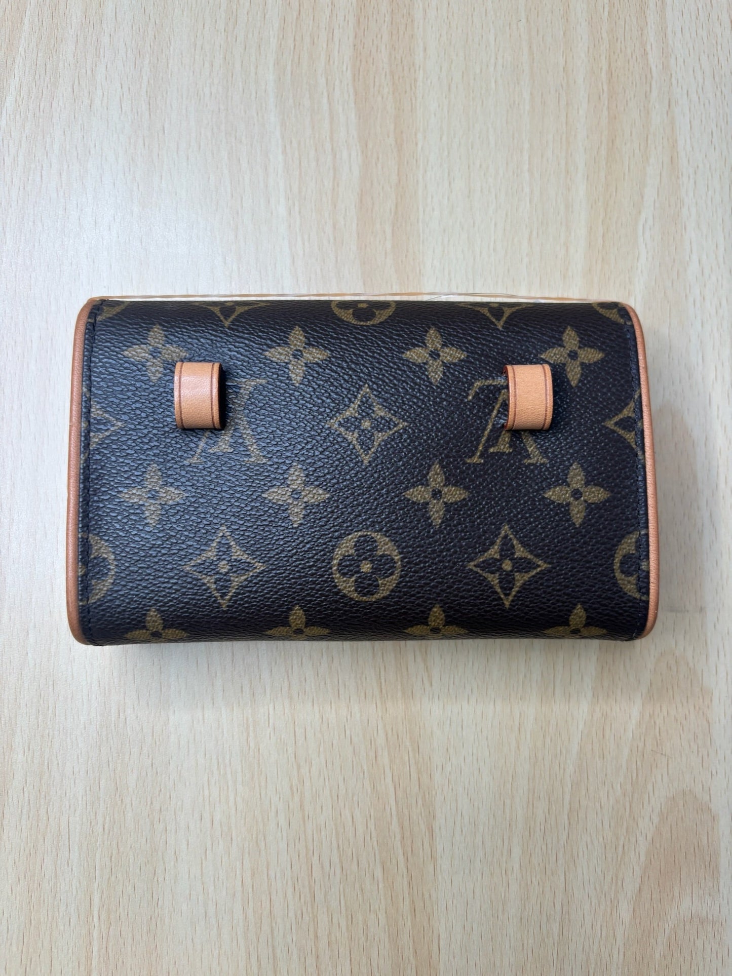 Louis Vuitton Monogram Pochette Florentine (no strap) K23