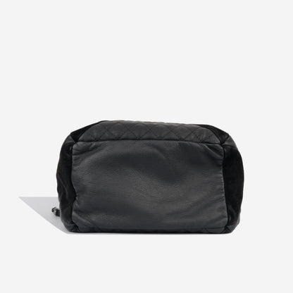 Chanel Goatskin And Suede Bucket Bag
