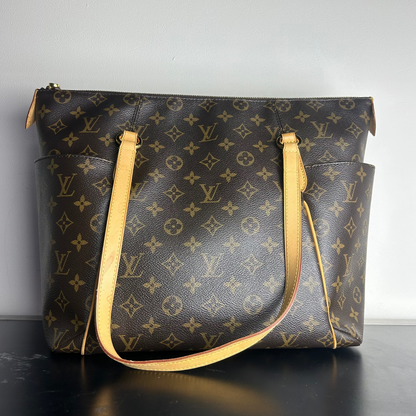 Louis Vuitton Monogram Totally MM