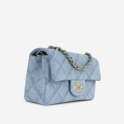 Chanel Classic Flap Lambskin Gold Shoulder Bag Style 125