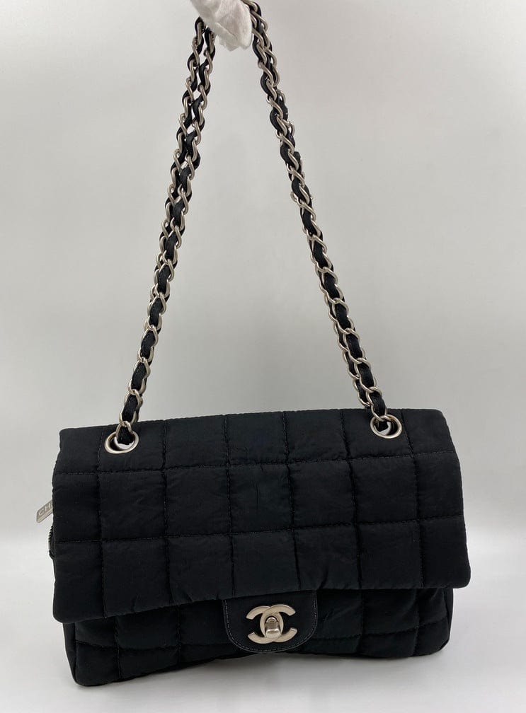 Chanel Flap Black Shoulder Bag Style