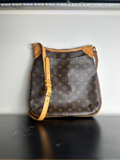 Louis Vuitton Monogram Boulogne 30