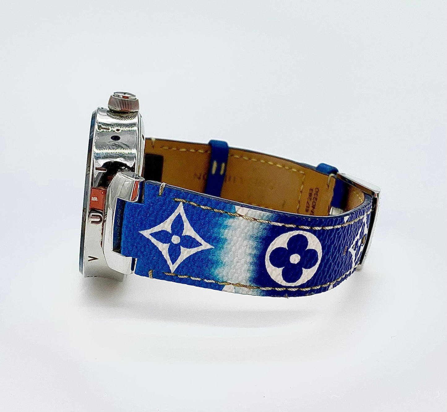 LOUIS VUITTON TAMBOUR HORIZON MONOGRAM SMART WATCH