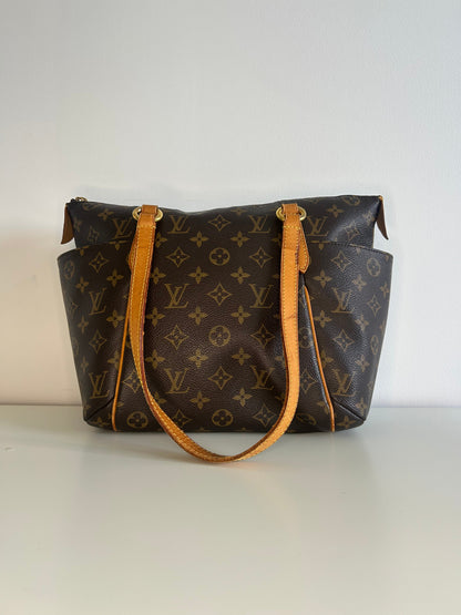 Louis Vuitton Monogram Totally PM Shoulder Bag