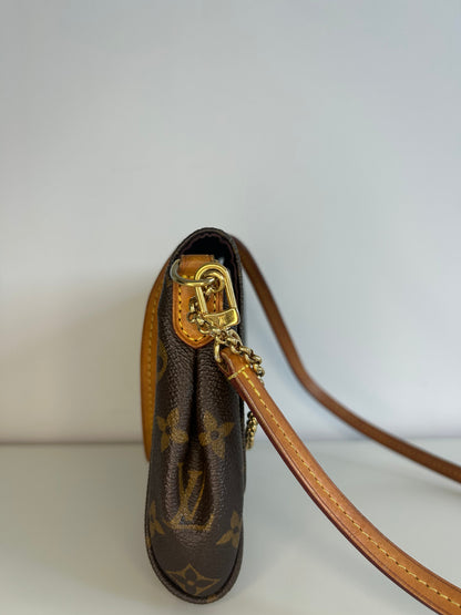 Louis Vuitton Monogram Favorite MM Crossbody Bag