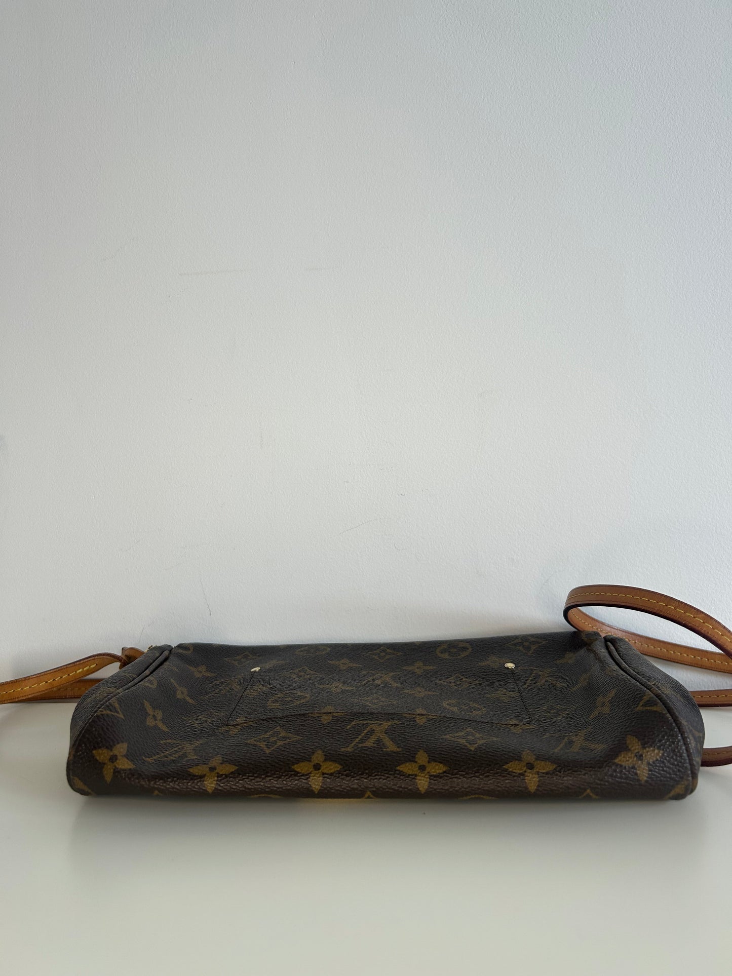 Louis Vuitton Monogram Favorite MM Crossbody Bag