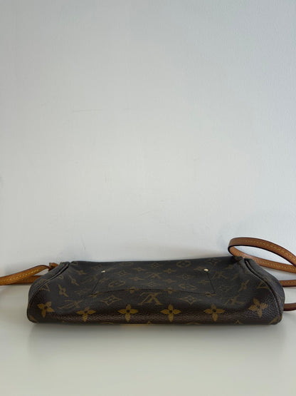 Louis Vuitton Monogram Favorite MM Crossbody Bag