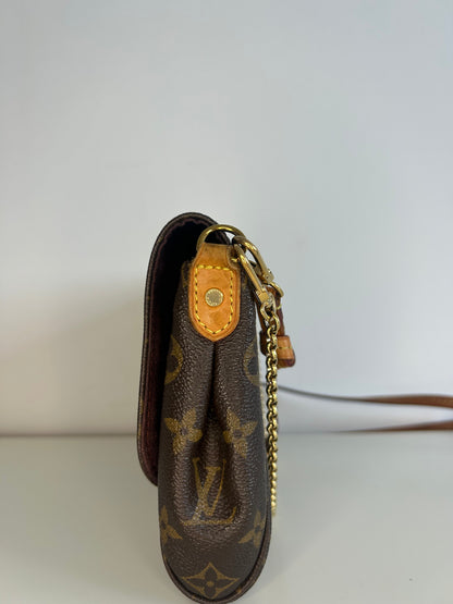 Louis Vuitton Monogram Favorite MM Crossbody Bag