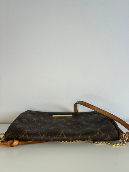 Louis Vuitton Monogram Favorite MM Crossbody Bag