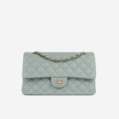 Chanel Classic Flap Lambskin Gold Shoulder Bag Style 22