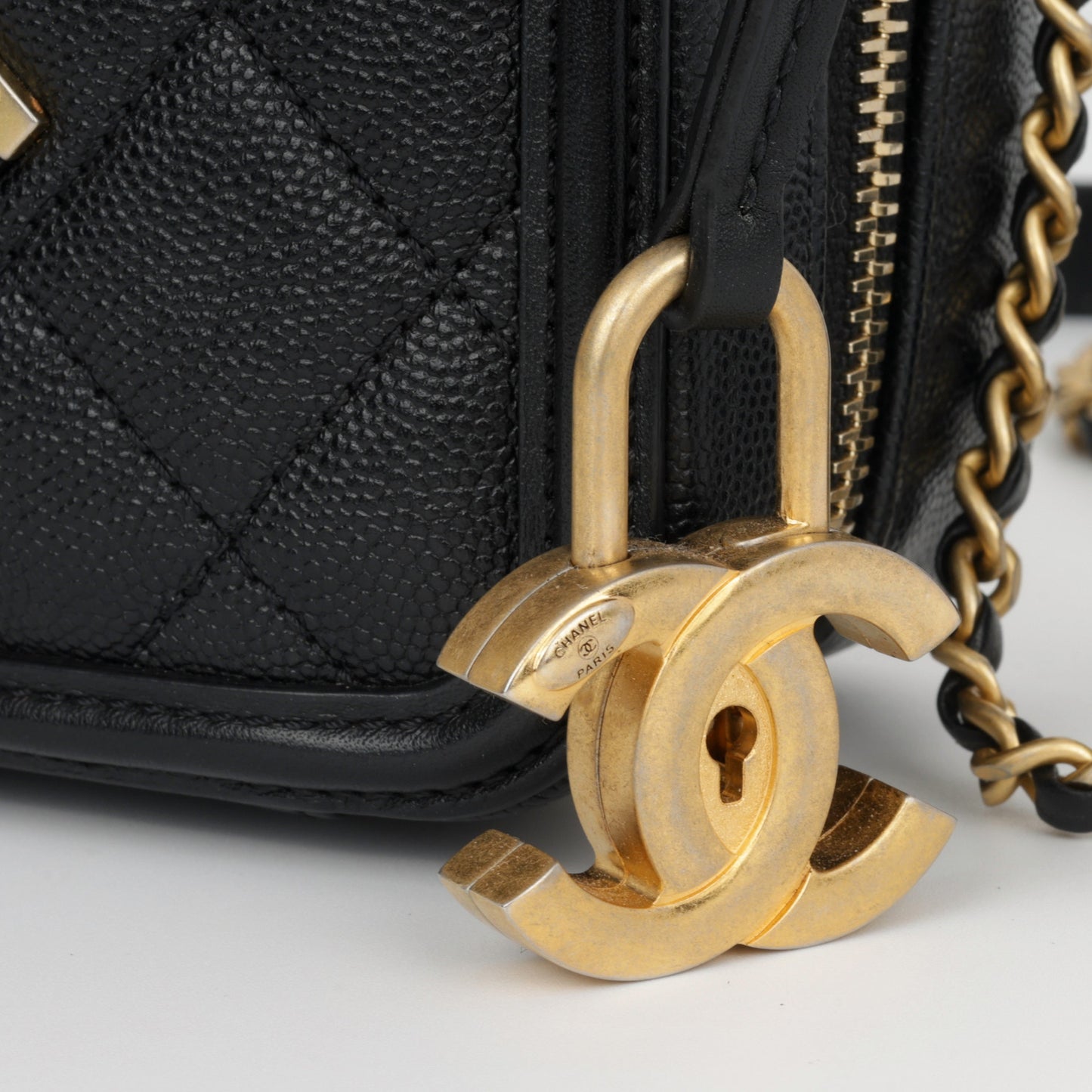 Filigree CC Vanity Case - Black