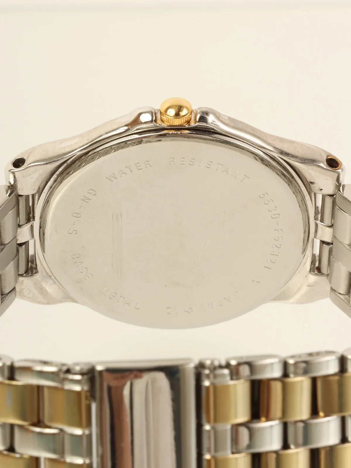 BURBERRY Round Logo Face Watch Silver/Gold