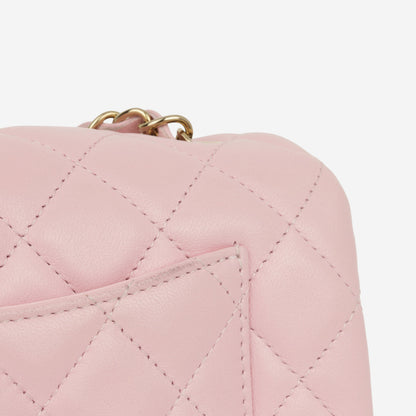 Chanel Classic Flap Lambskin Gold Shoulder Bag Style 124