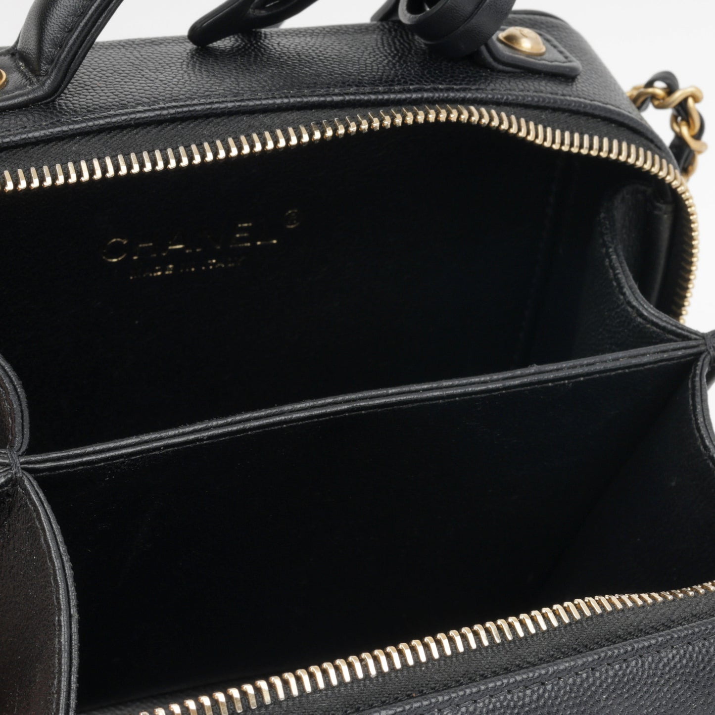 Filigree CC Vanity Case - Black