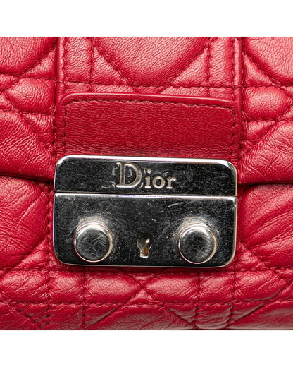 Quilted Lambskin Leather Crossbody Bag with Detachable Chain Strap