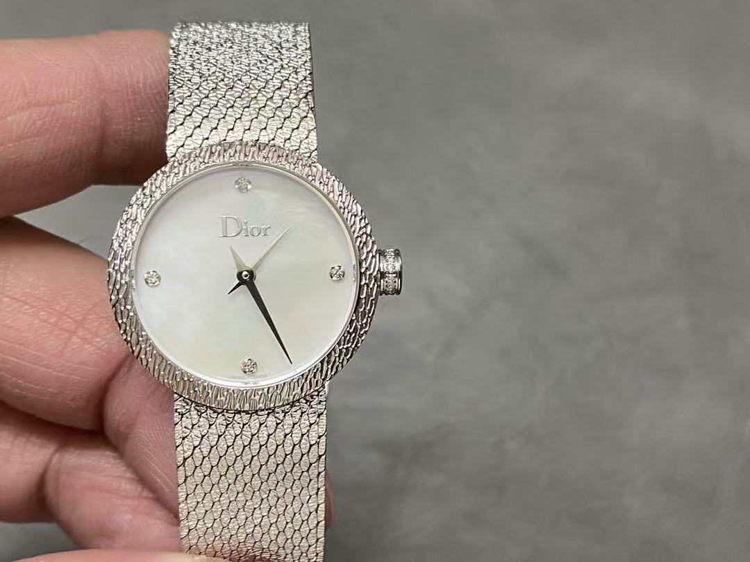 Christian Dior La D De Dior CD047111M001