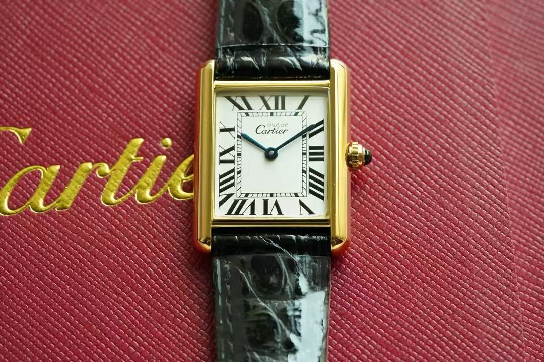 TANK MUST QUARTZ 30MM GOLD PLATED CASE LEATHER IVORY DIAL