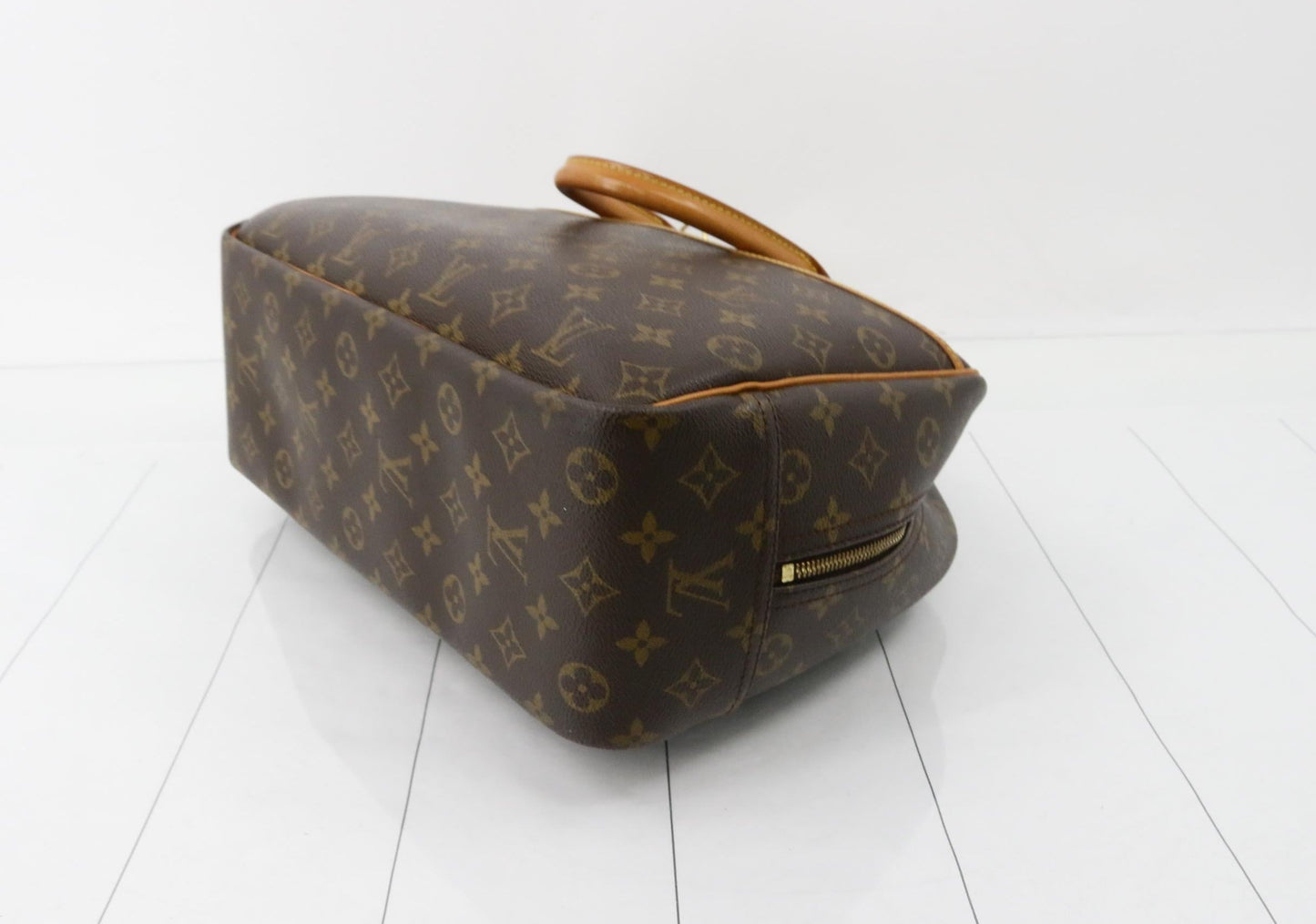 Louis Vuitton Deauville AN-24743