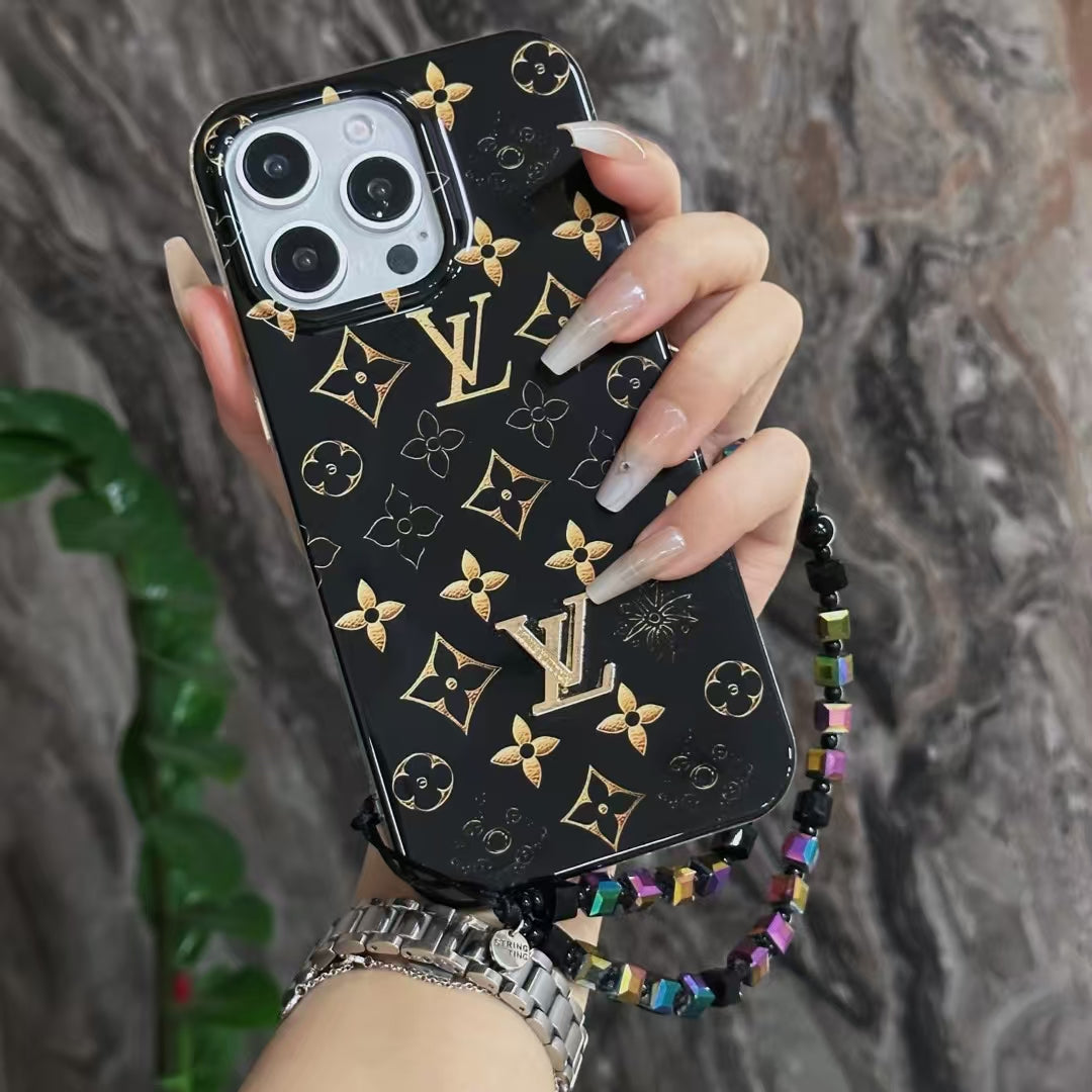 Lv Black Iphone Case Golden Monogram / 18 Pro / 18 Pro Max