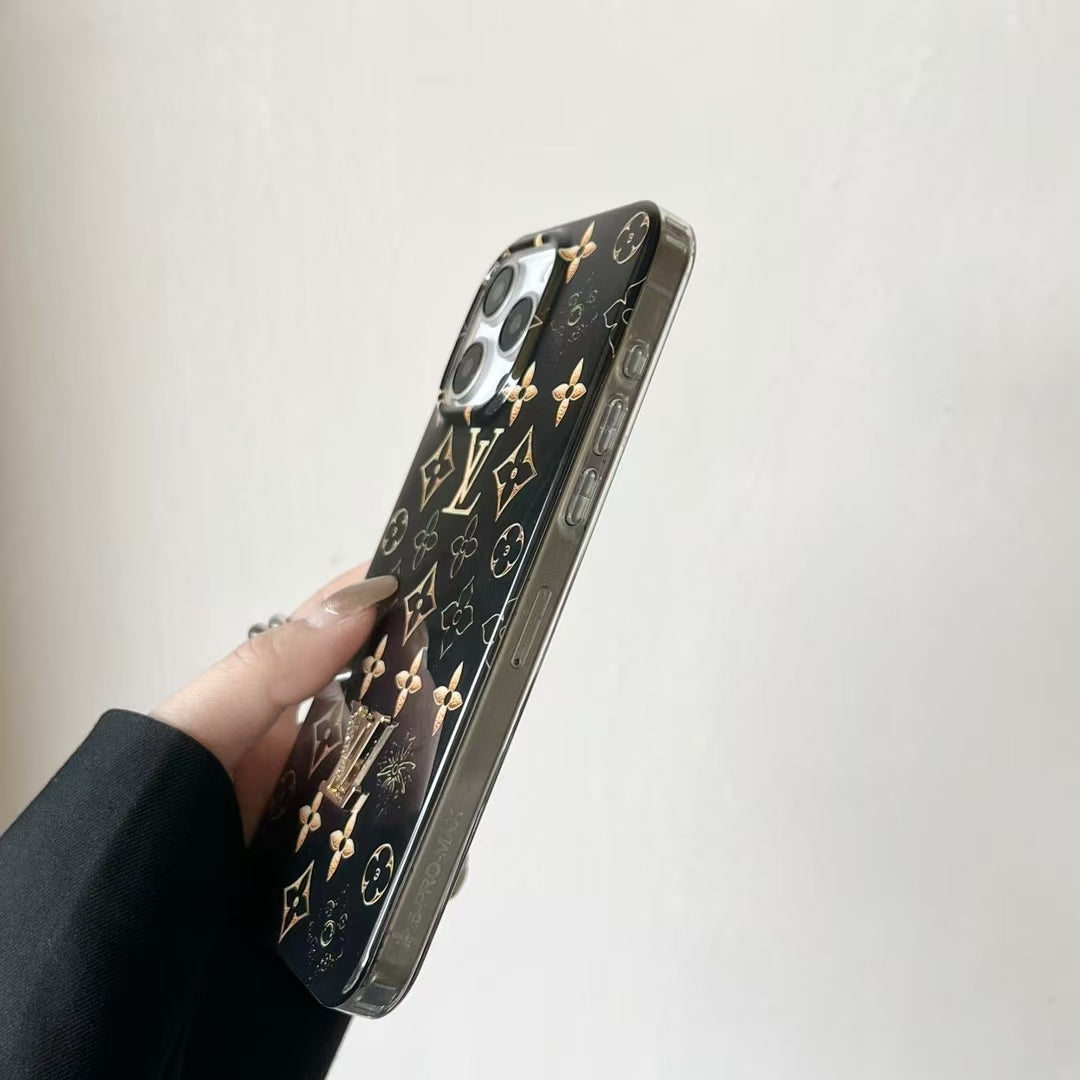 Lv Black Iphone Case Golden Monogram / 18 Pro / 18 Pro Max