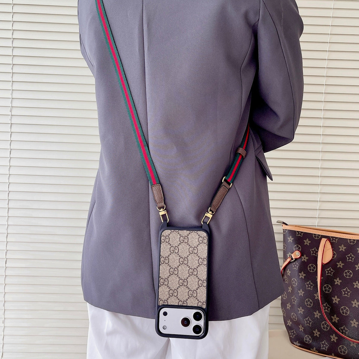 Lv Classic Monogram Iphone Case Crossbody For 13-17 / Pro / Pro Max / 18 Pro / 18 Pro Max