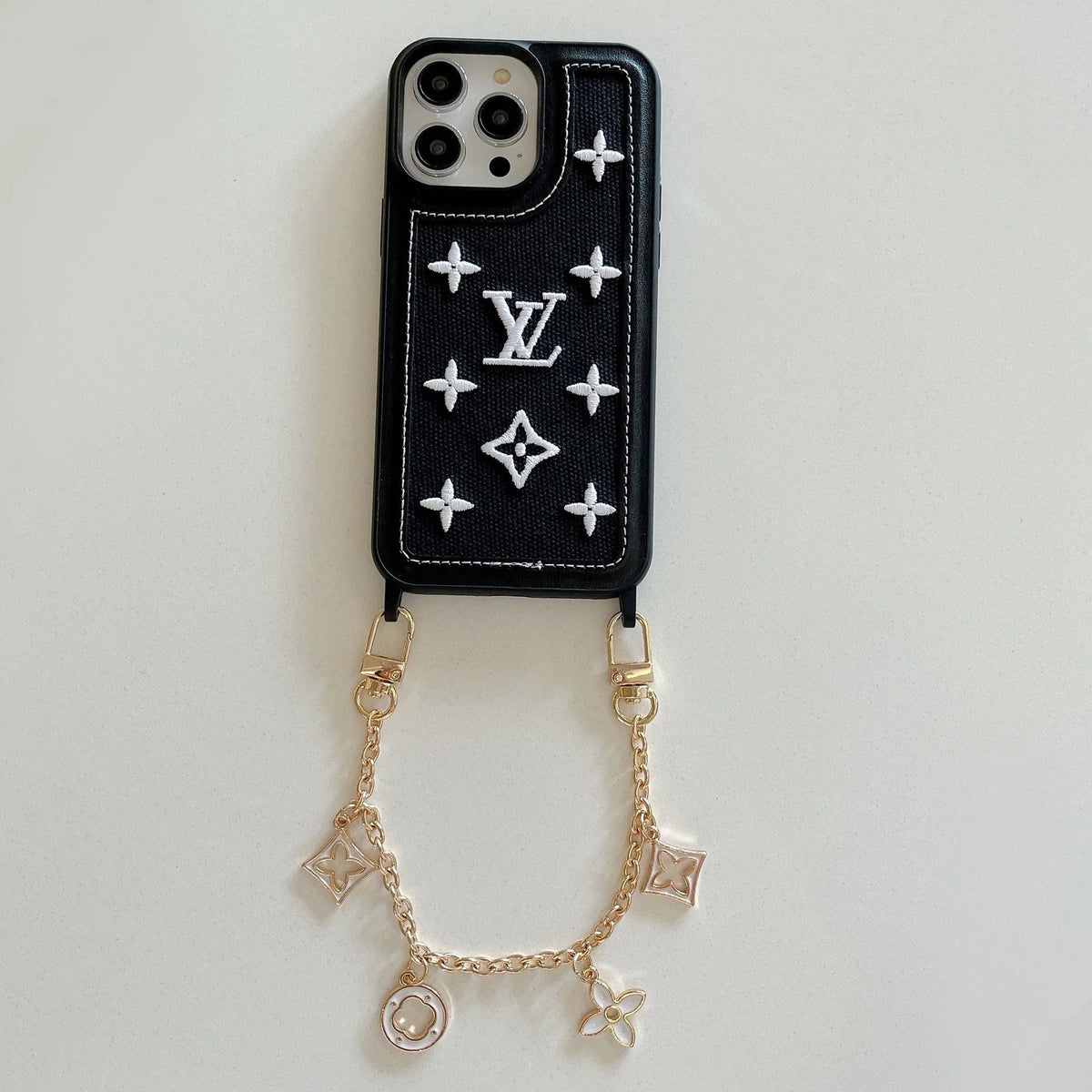 Fabric Leather Crossbody Chain Iphone Case With Ornament Charm / 18 Pro / 18 Pro Max