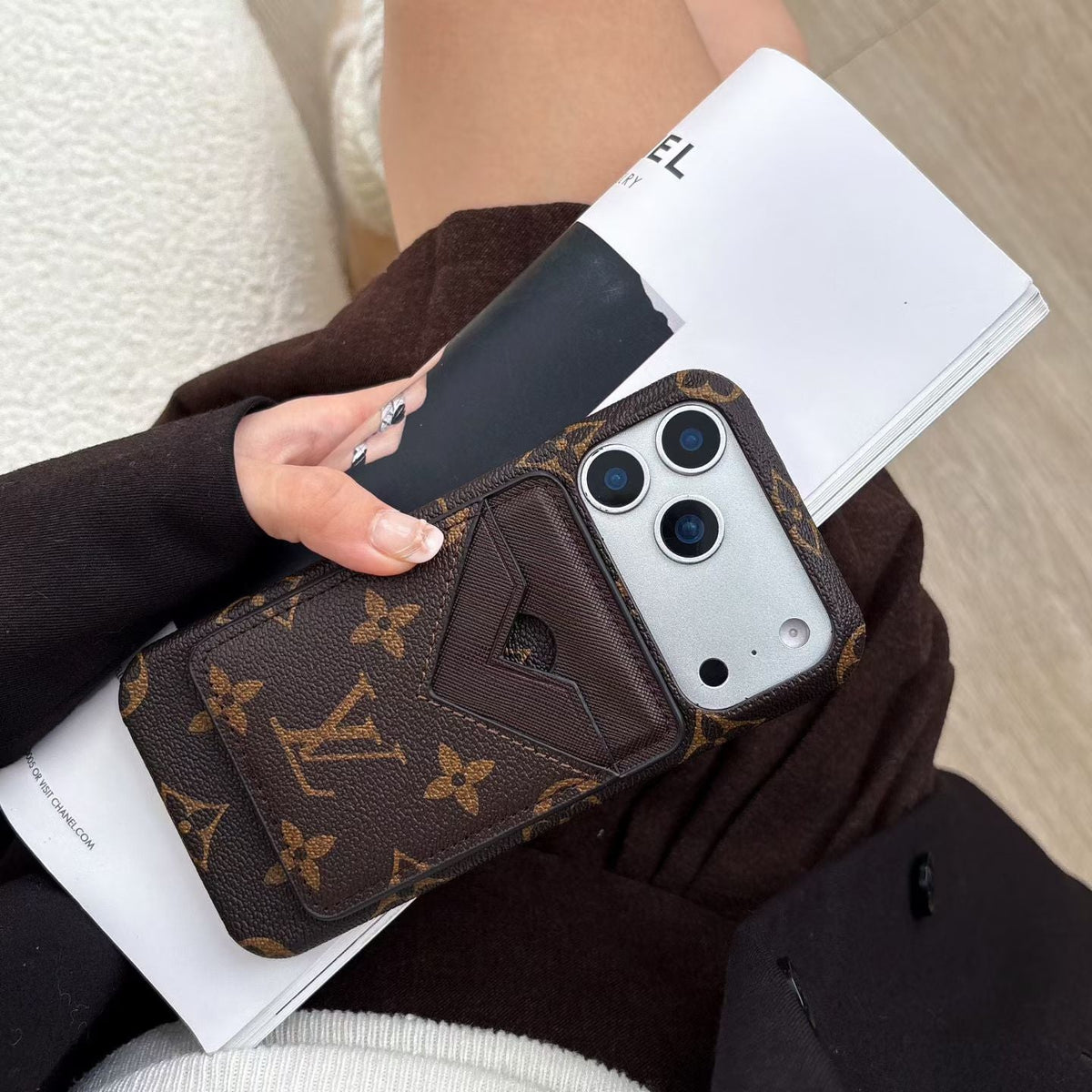 Lv Magsafe Magnet Card Holder Phone Case For Iphone 13-17 / Pro / Pro Max / Plus / Air / 18 Pro / 18 Pro Max