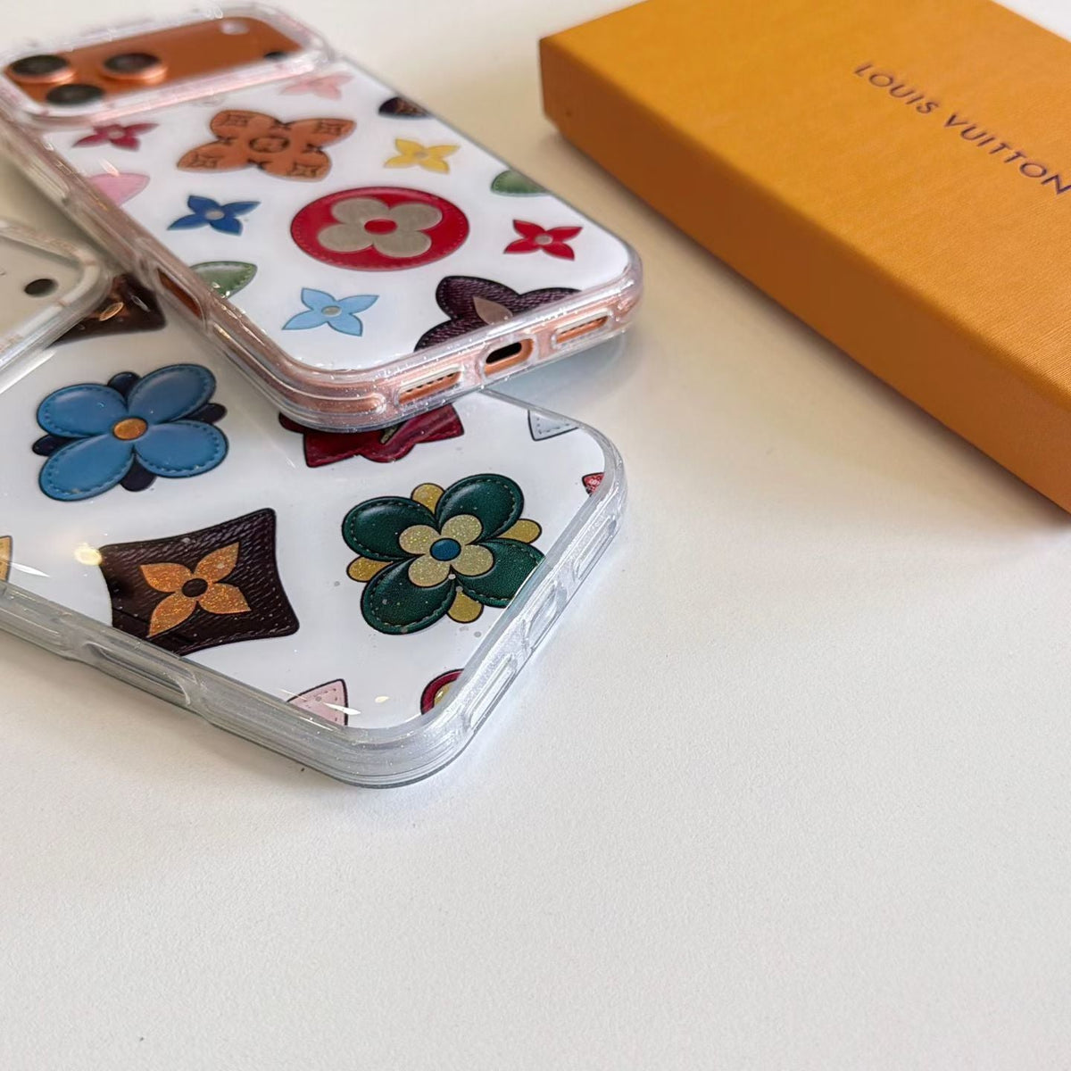 Multicolor Monogram White Lv Case Iphone 14-17 / Pro / Pro Max / 18 Pro / 18 Pro Max