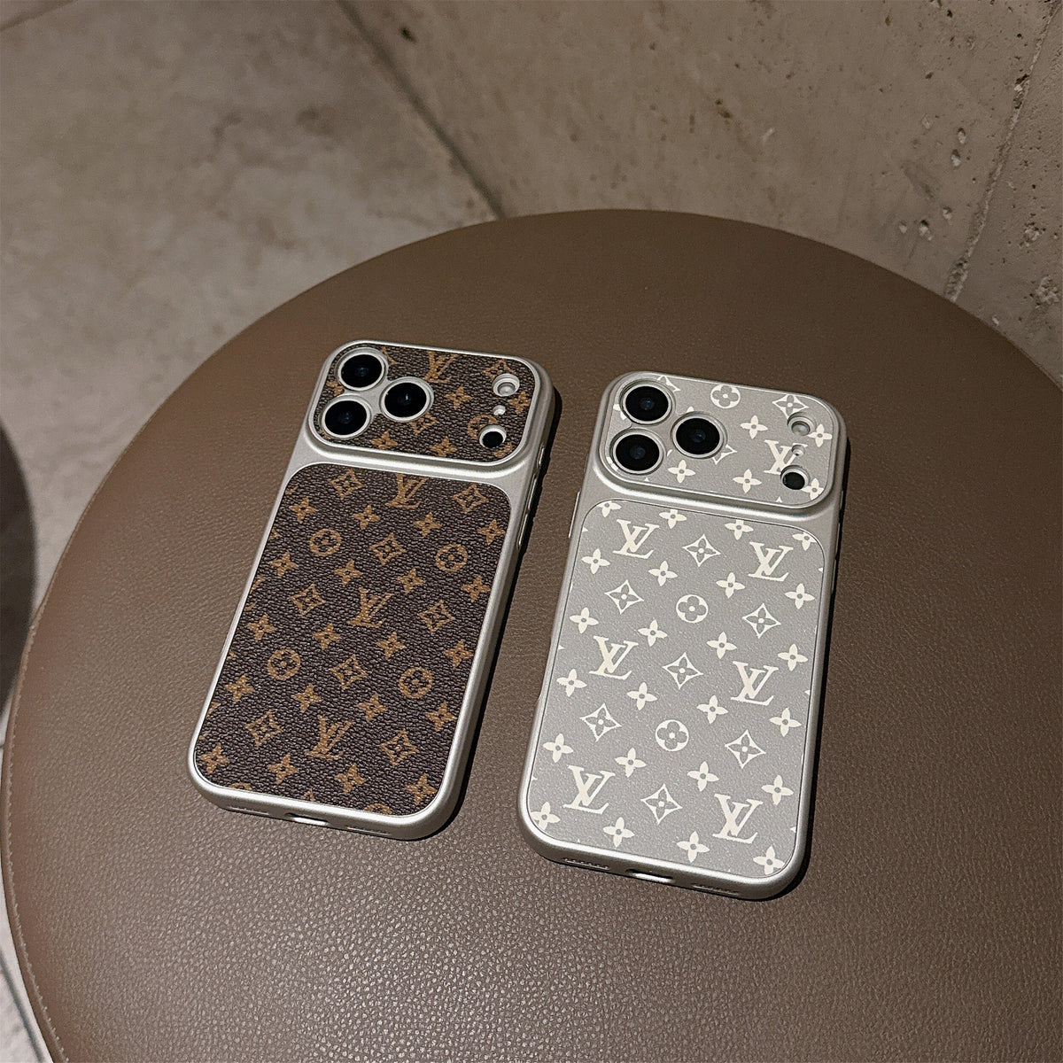 Lv Small Monogram Iphone Case 14-17 / Pro / Pro Max / 18 Pro / 18 Pro Max