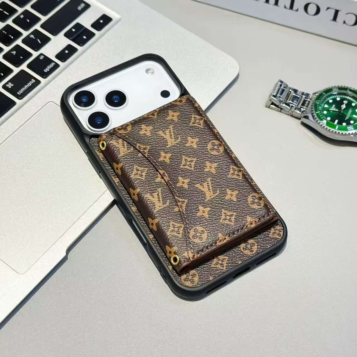 Luxury Card Holder Wallet Lv Style Iphone 17 Series Phone Case / 18 Pro / 18 Pro Max