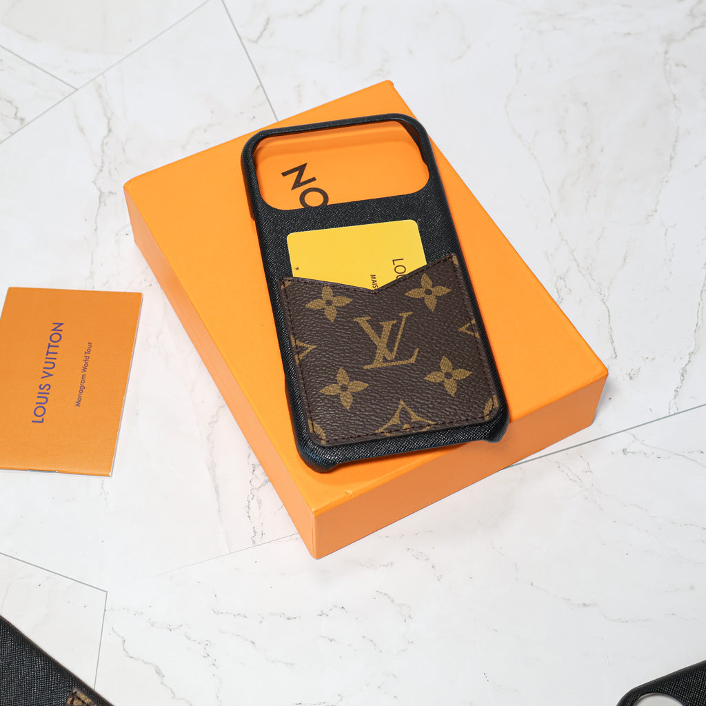 Louis Vuitton Case Card Holder Iphone 12-17 / Pro / Pro Max / Plus / Air / 18 Pro / 18 Pro Max