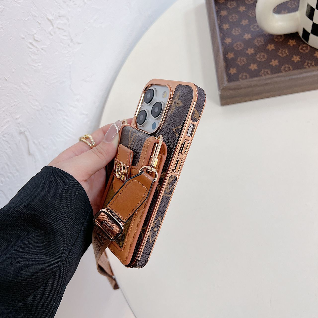 Louis Vuitton Phone Case Crossbody iPhone