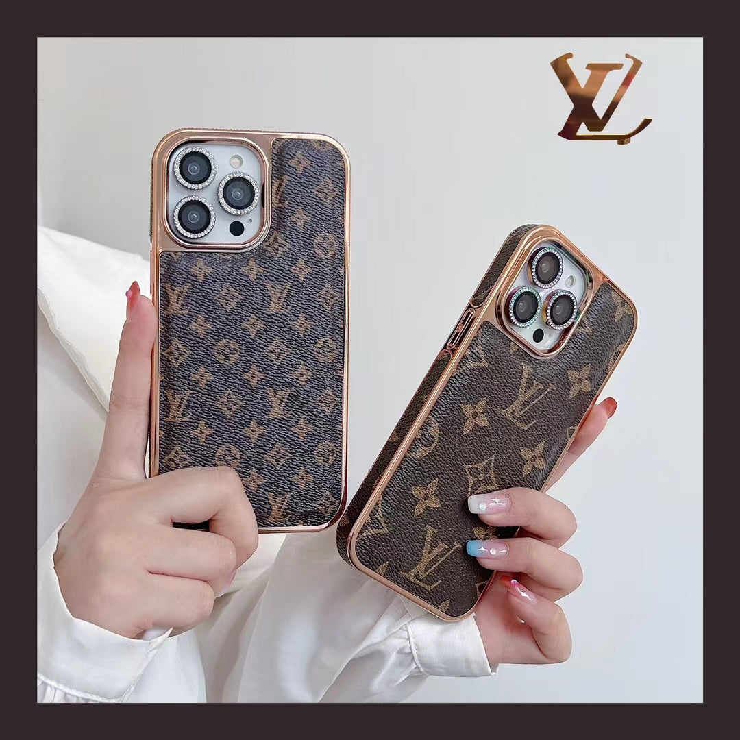 Louis Vuitton Iphone Case Luxury Classic Leather Rhinestone Camera Lens Protector / 18 Pro / 18 Pro Max