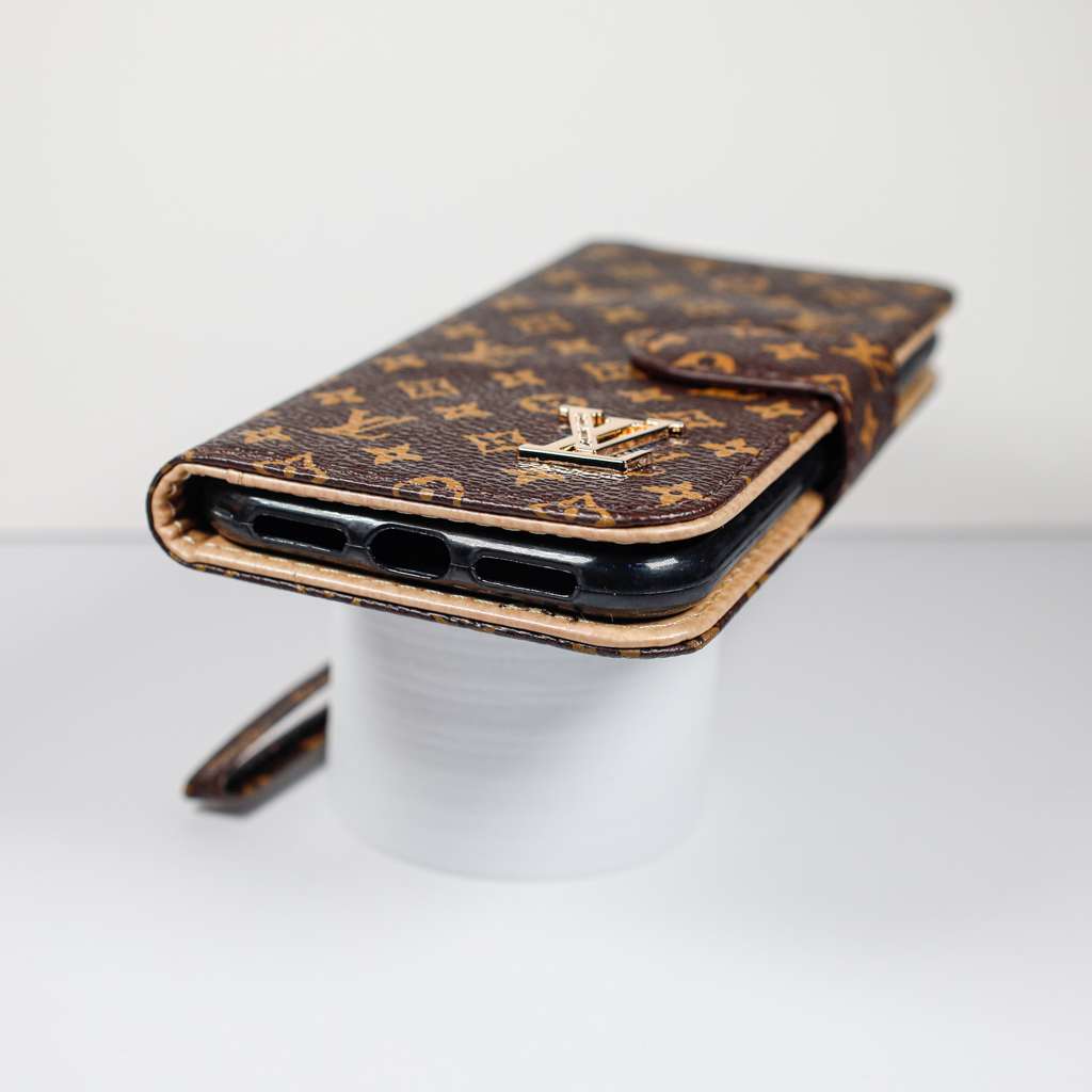 Louis Vuitton Wallet Case for iPhone X16 Series