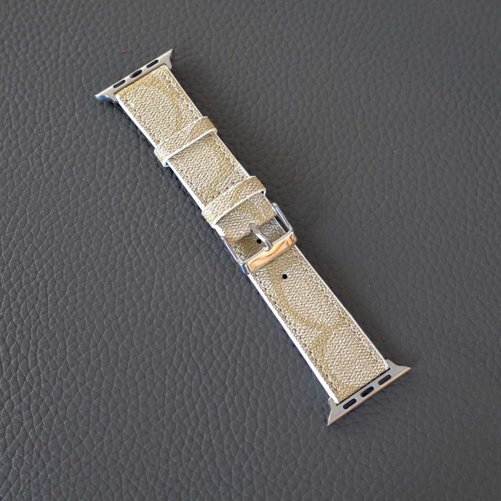 Coach Band Apple Watch Light Beige Leather