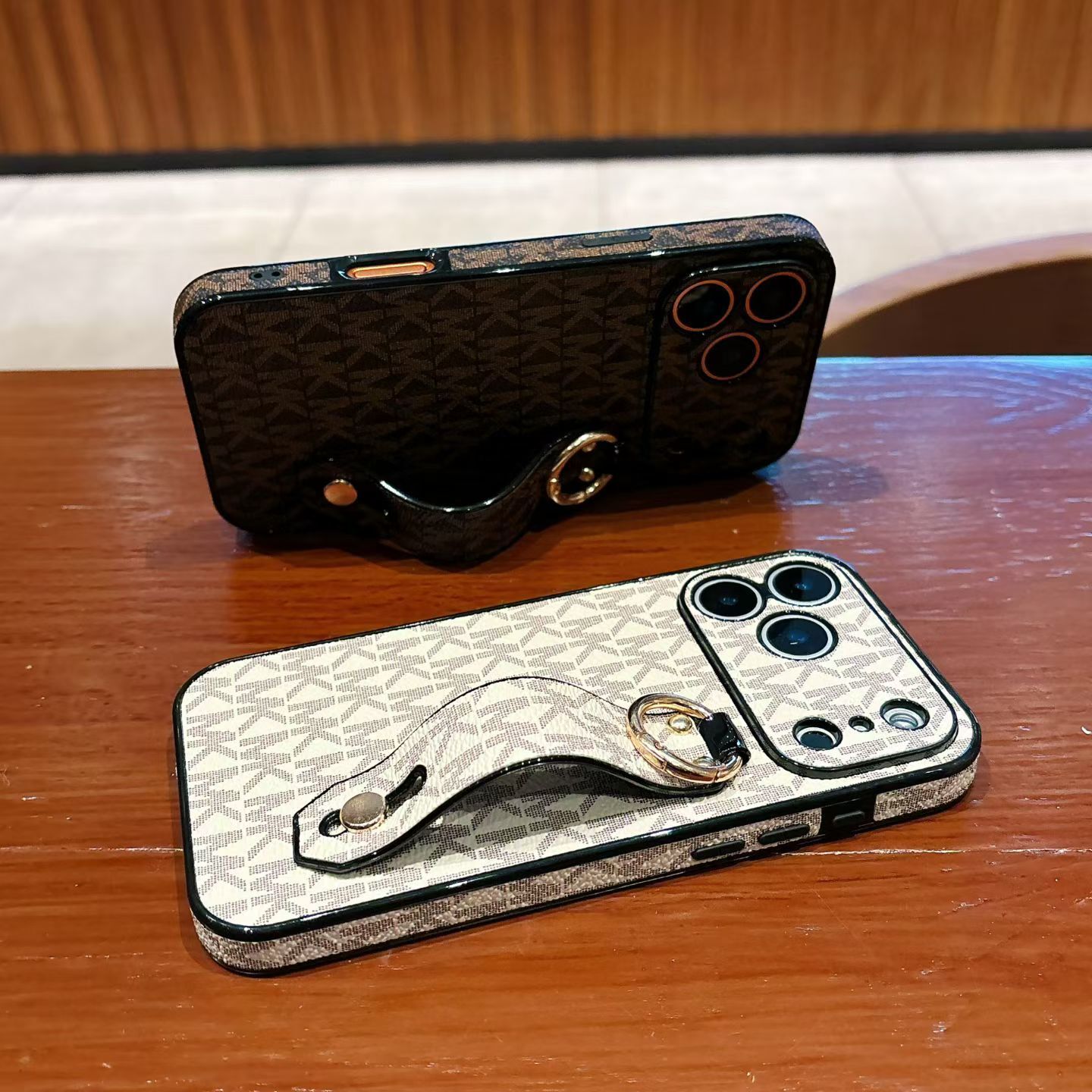MK iPhone Case Hand Strap For 1317 / Pro / Pro Max / Plus / Air