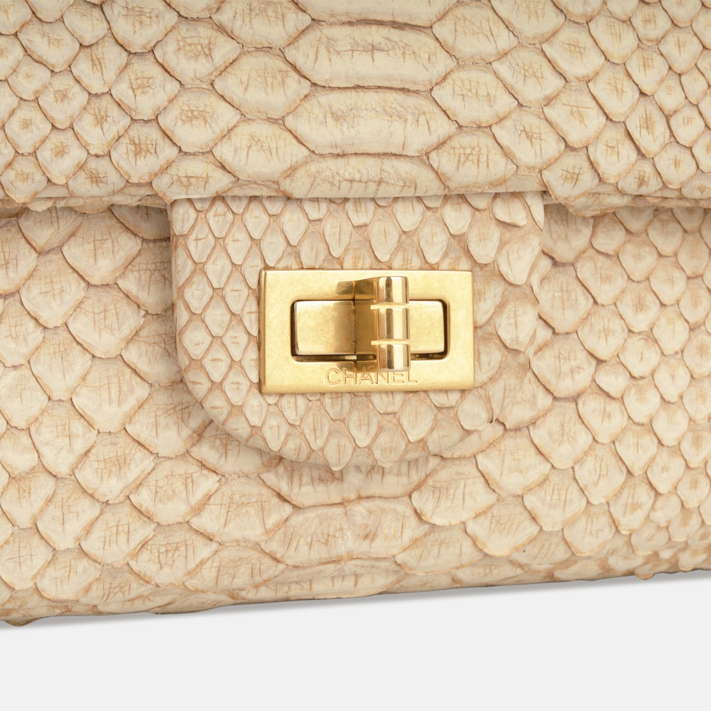 Chanel Classic Flap Leather Gold Shoulder Bag Leather