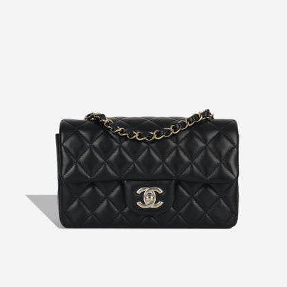 Chanel Classic Flap Lambskin Black Shoulder Bag Style 138