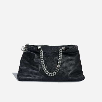 Chanel Luxury Leather Black Tote Bag Leather