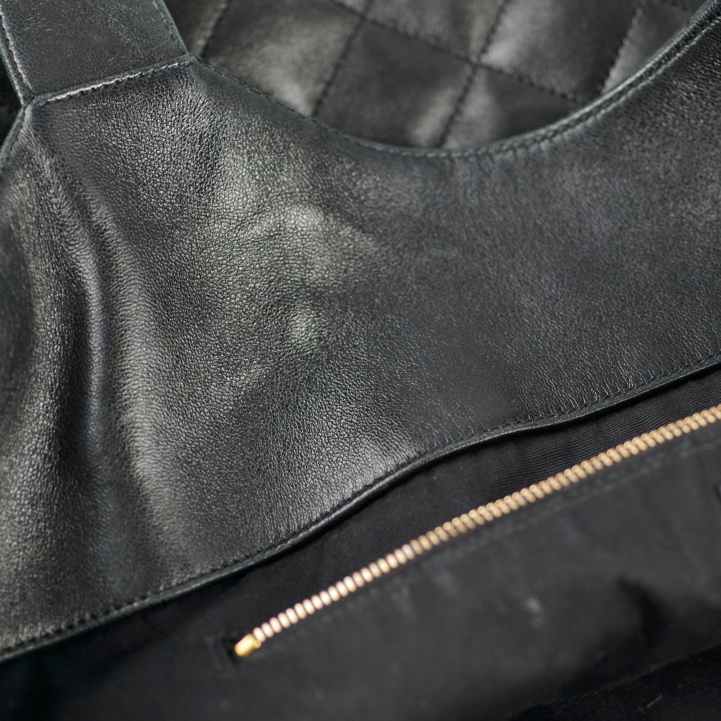 Saint Laurent Maxi Shopping Bag Quilted Lambskin Black