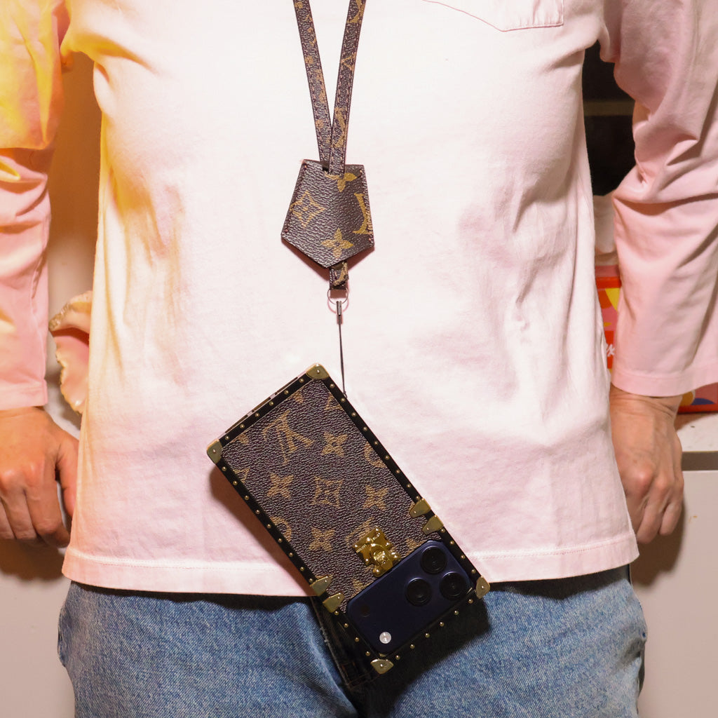 Trunk LV Phone Case for 12-17 Series