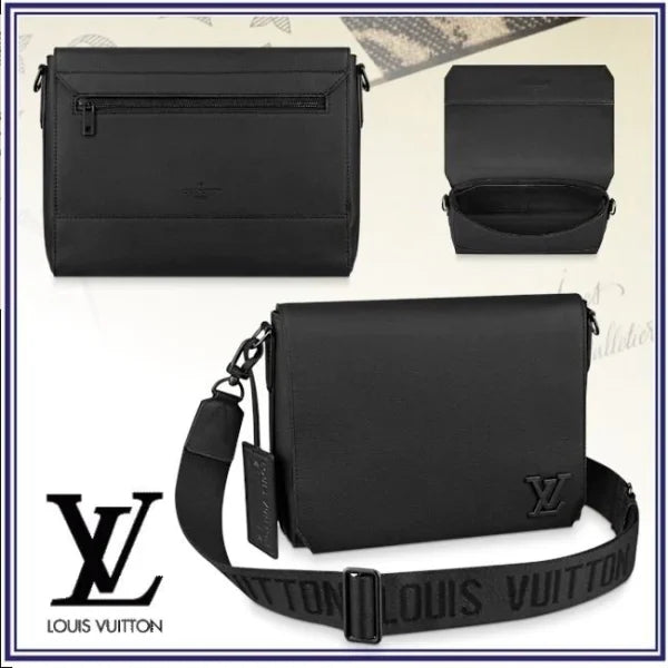 Louis Vuitton Mirror Quality Mini District Messenger Bag